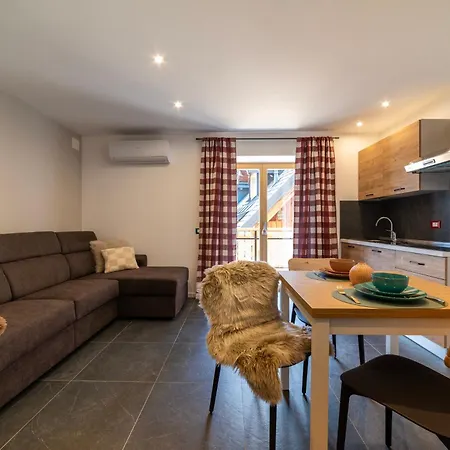 Lussari Style Apartment *