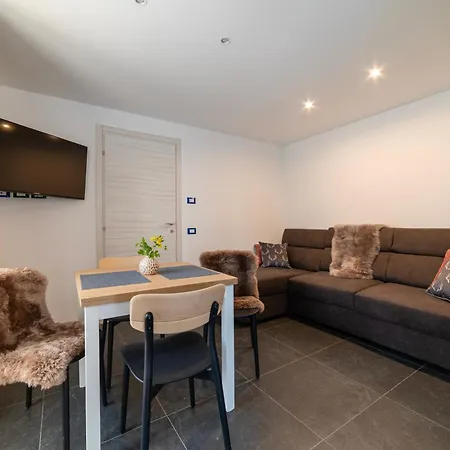 Apartment Lussari Style *